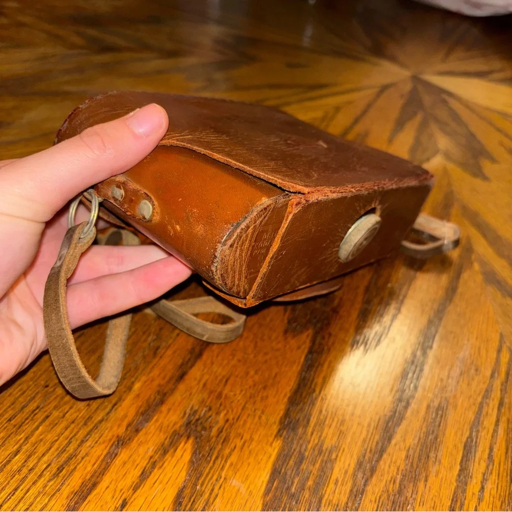 Vintage Deluxe Field Case for Kodak Tourist Camera